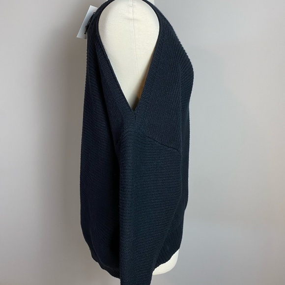 NWTs Boutique Royal & Reese Cold Shoulder Sweater Refined Knitwear- Black - Picture 5 of 11